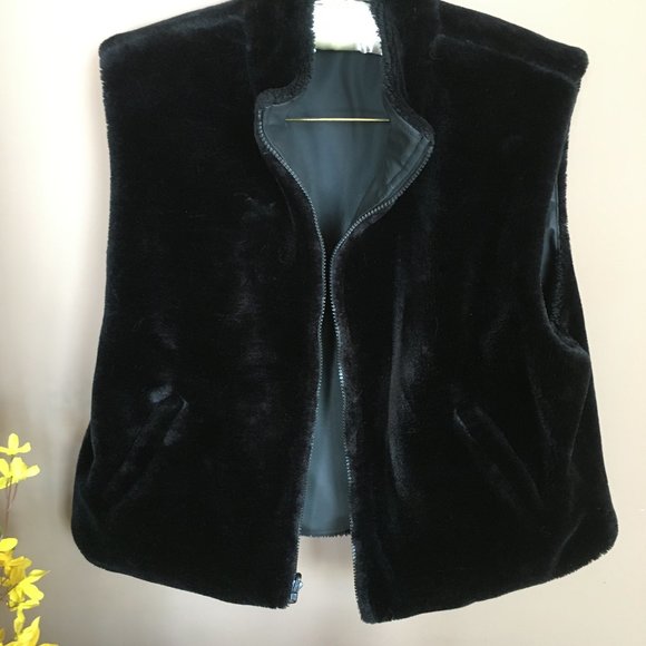 Reversible sleeveless vest, size Large/14 - Picture 1 of 3